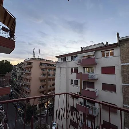 Vatican Museums Metro 2 Min Walk Apartment